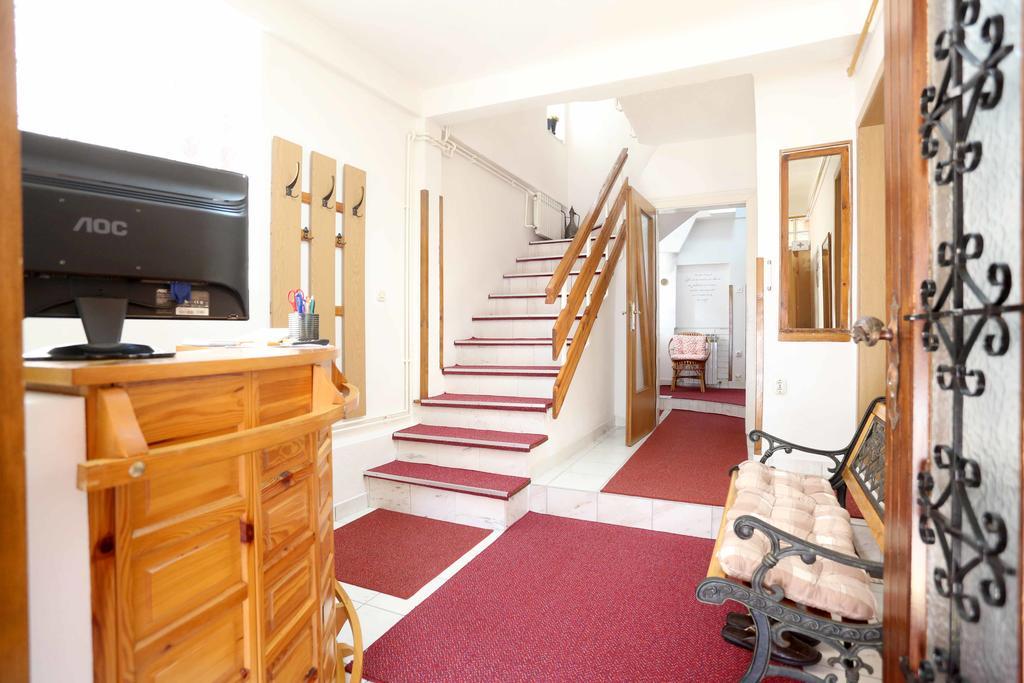 Hostel Denal Sarajevo Bagian luar foto