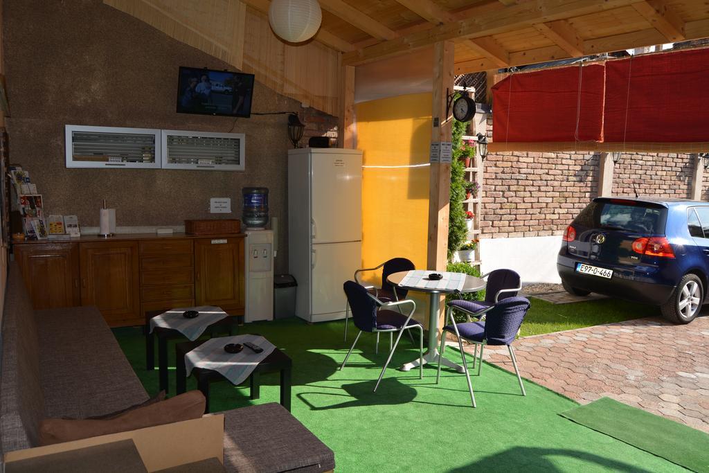 Hostel Denal Sarajevo Bagian luar foto