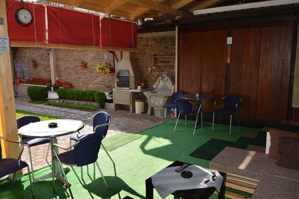 Hostel Denal Sarajevo Bagian luar foto